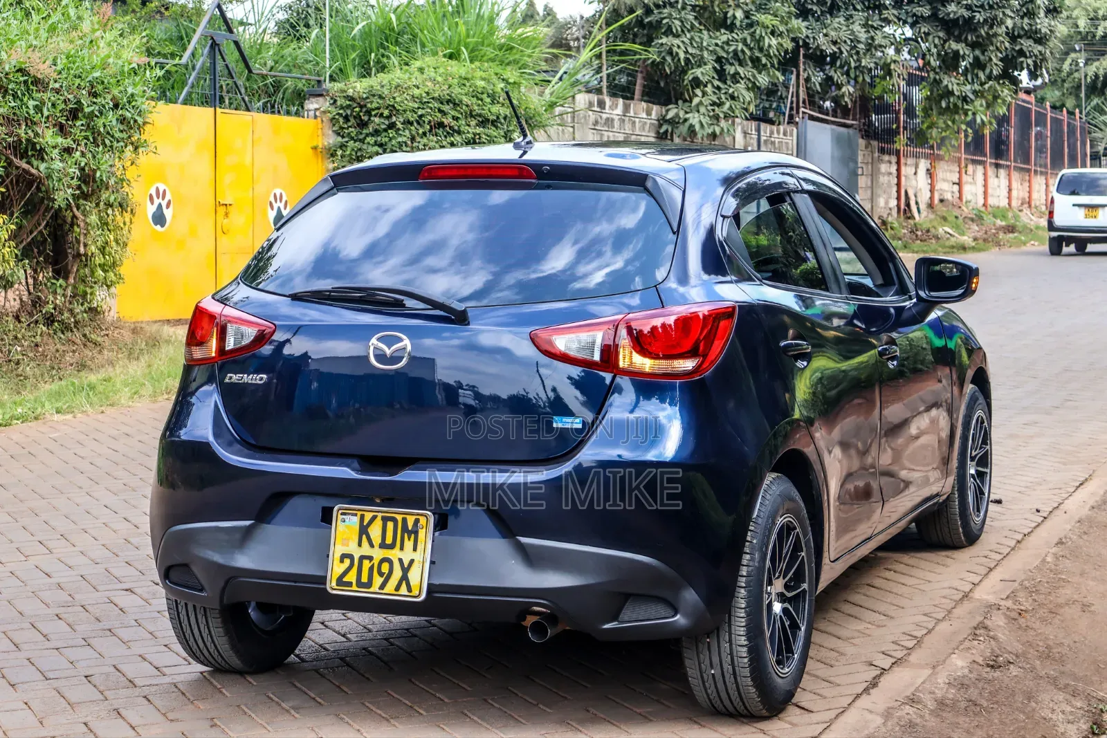 Mazda Demio 2016