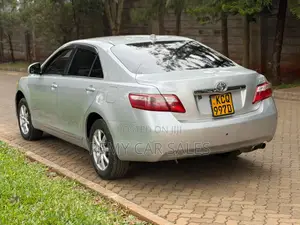 Toyota Camry 2011 Silver