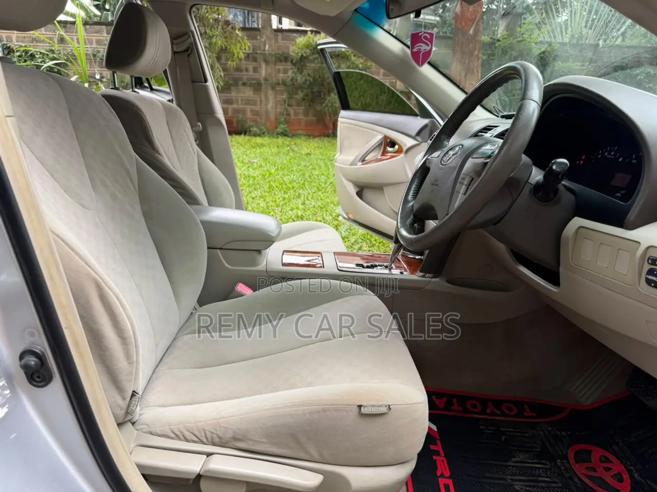 Toyota Camry 2011 Silver