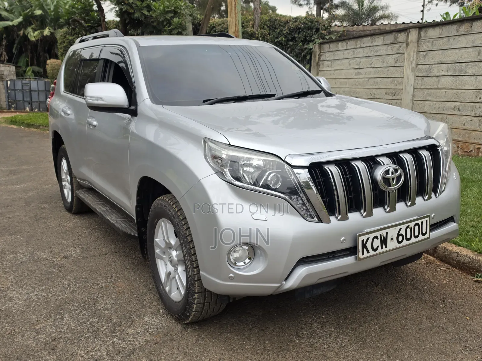 Toyota Land Cruiser Prado 2012 Silver