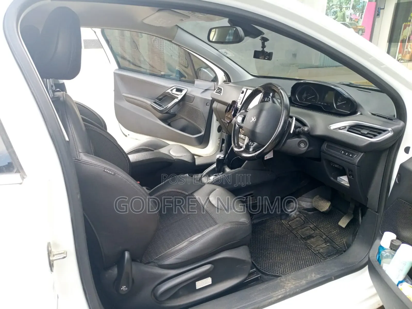 Peugeot 208 2014 White