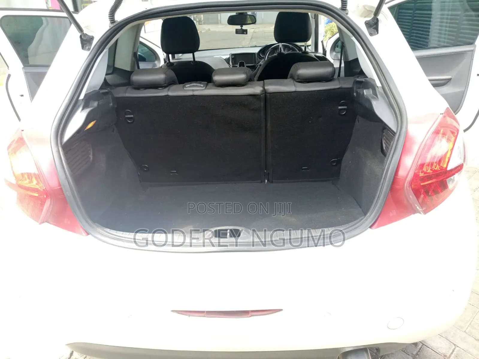 Peugeot 208 2014 White