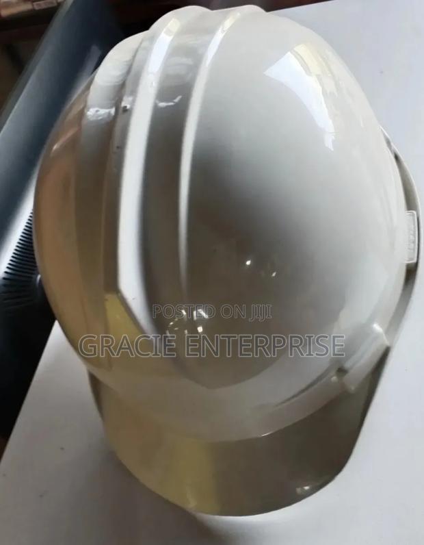 Protective Safety Helmet - main view