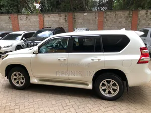 Toyota Land Cruiser Prado 2017 Pearl