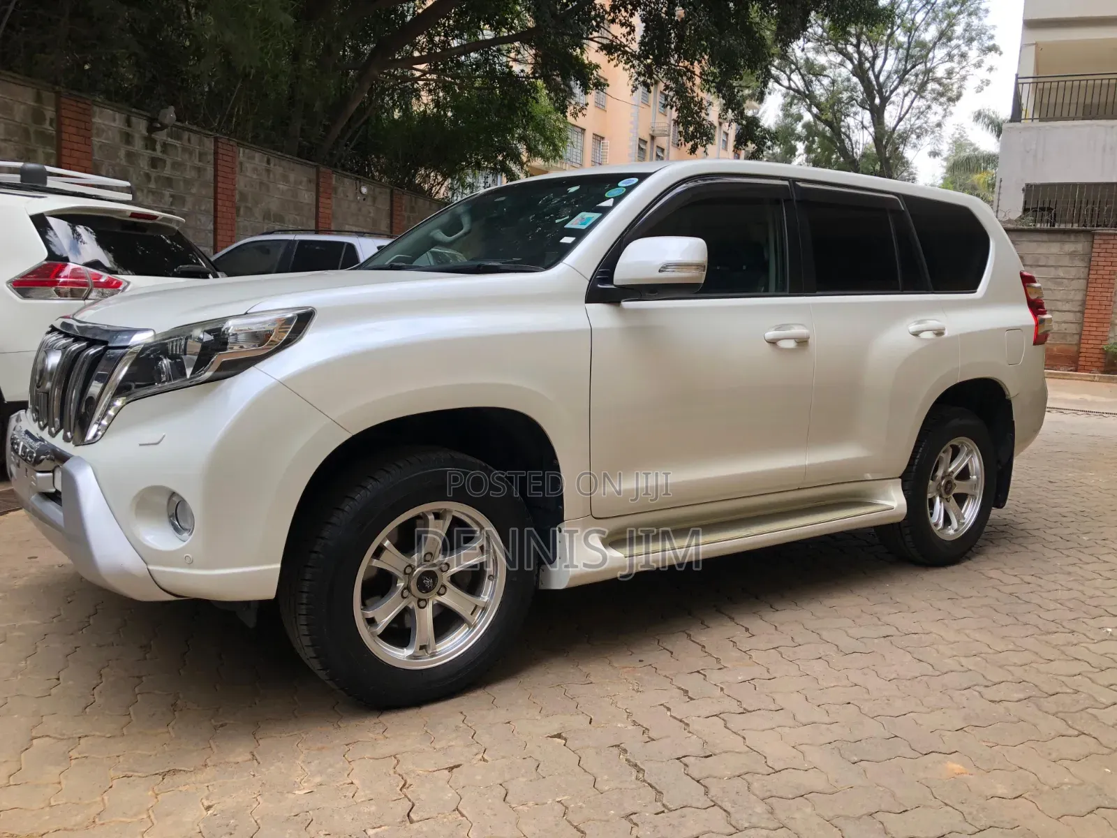 Toyota Land Cruiser Prado 2017 Pearl