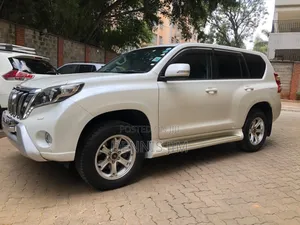 Toyota Land Cruiser Prado 2017 Pearl
