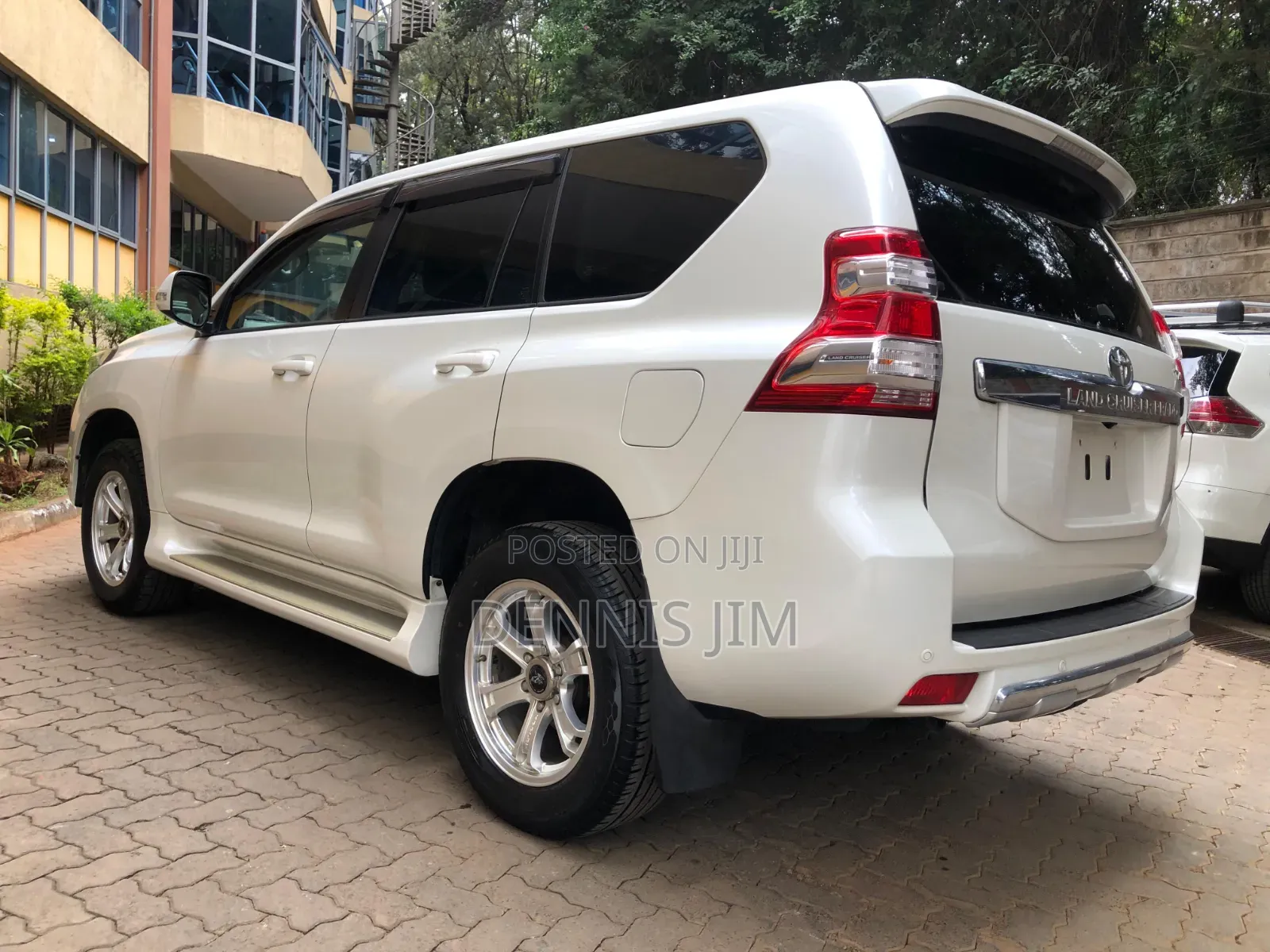 Toyota Land Cruiser Prado 2017 Pearl