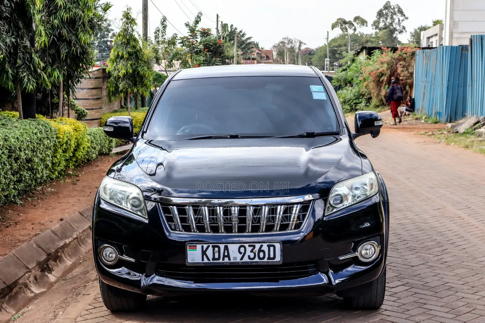 Toyota Vanguard 2013 Black
