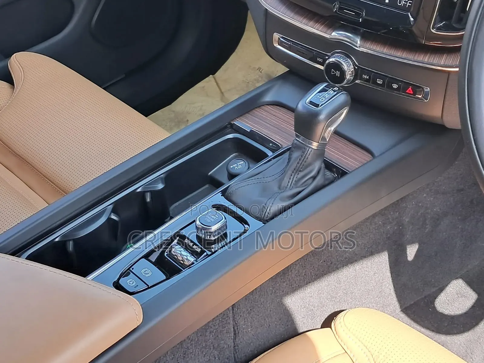 Volvo XC40 2019 Gray