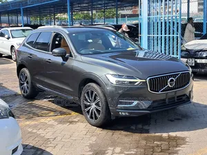 Volvo XC40 2019 Gray