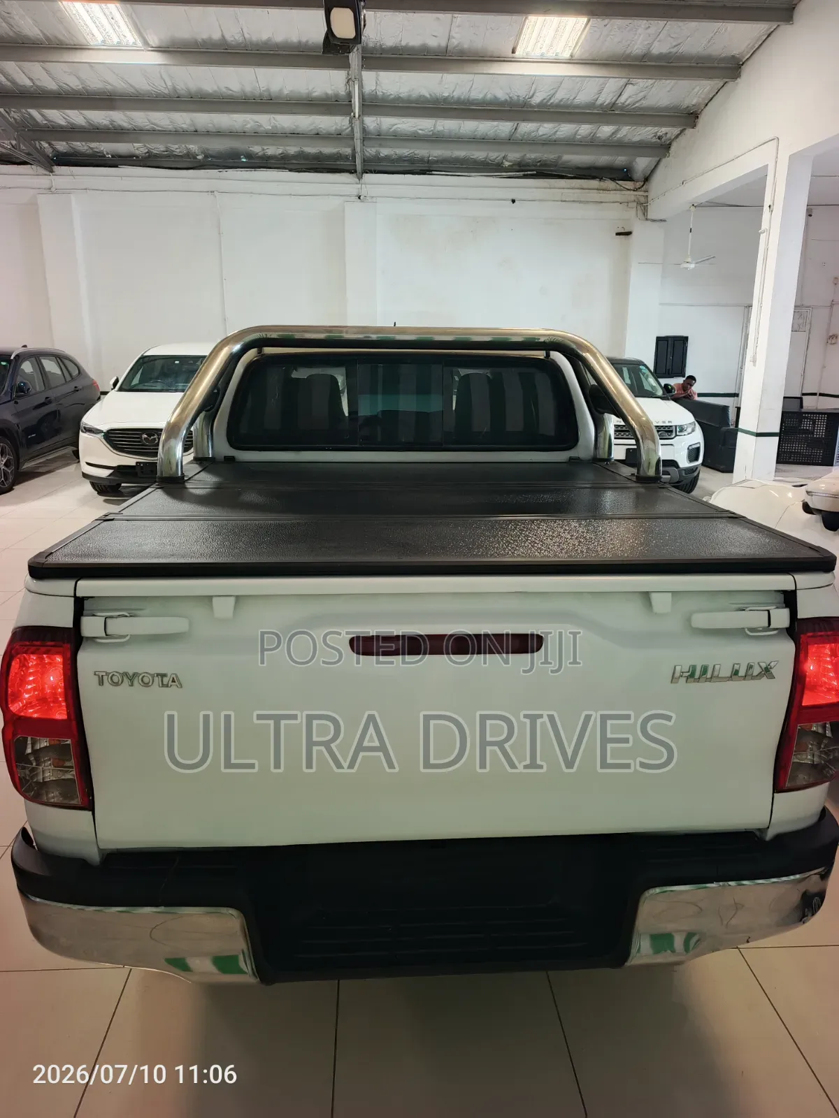 Toyota Hilux 2019 White