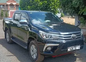 Toyota Hilux 2018 Black