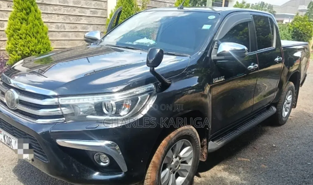 Toyota Hilux 2018 Black