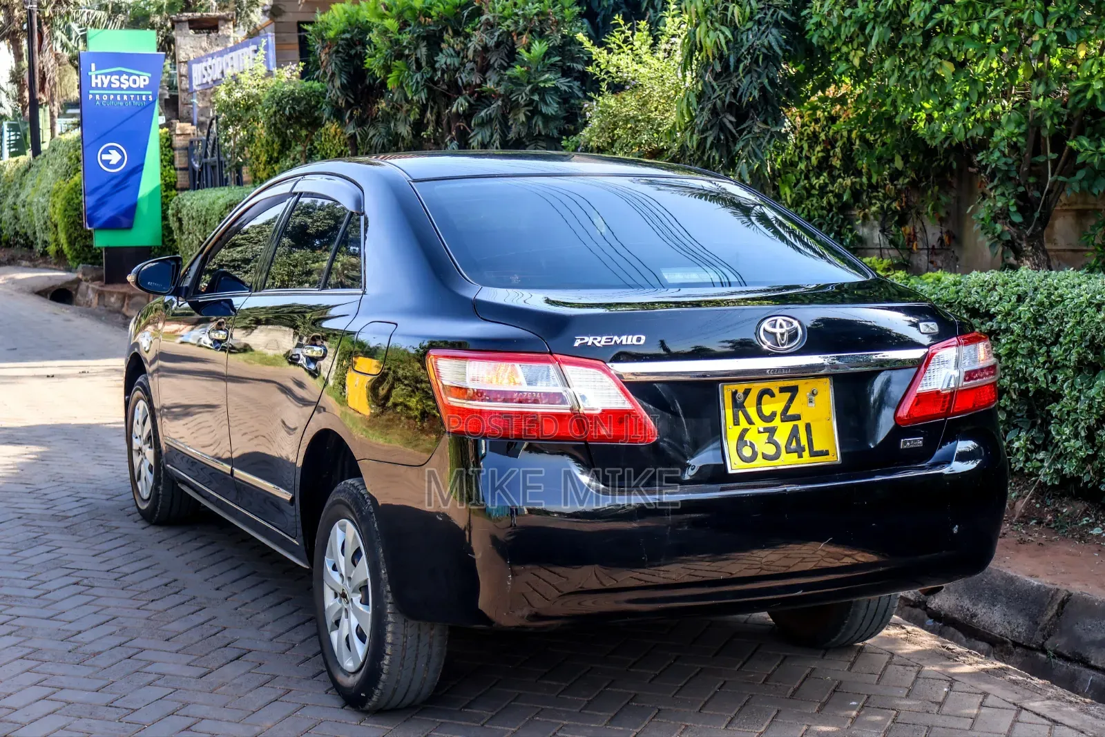 Toyota Premio 1.8 FWD 2013 Black