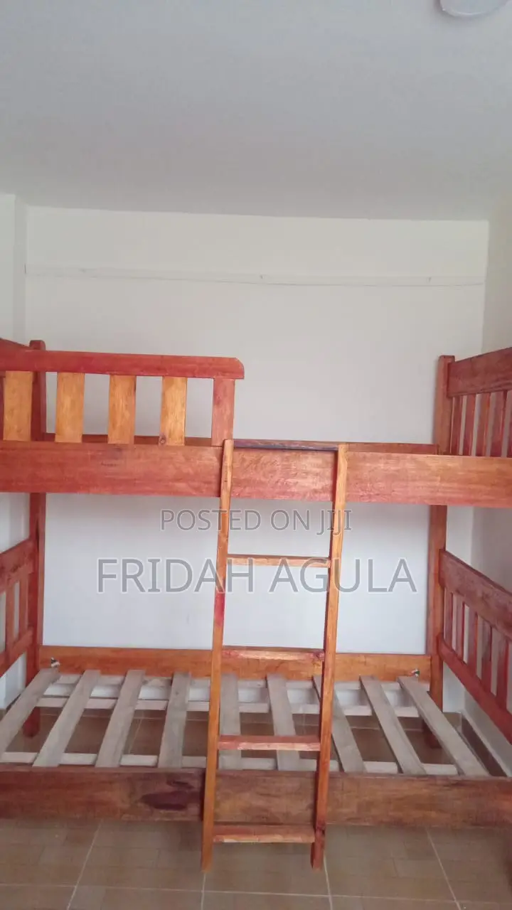 3 1/2 by 6 Pre Loved Double Decker With Adjustable Stairs