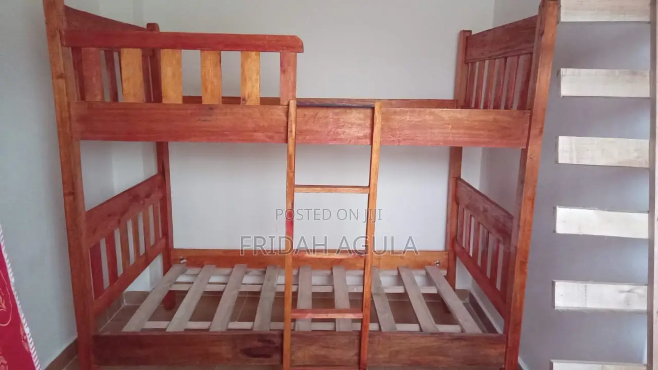 3 1/2 by 6 Pre Loved Double Decker With Adjustable Stairs