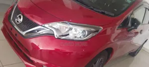 Nissan Note 2018 Red