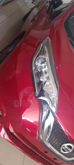 Nissan Note 2018 Red