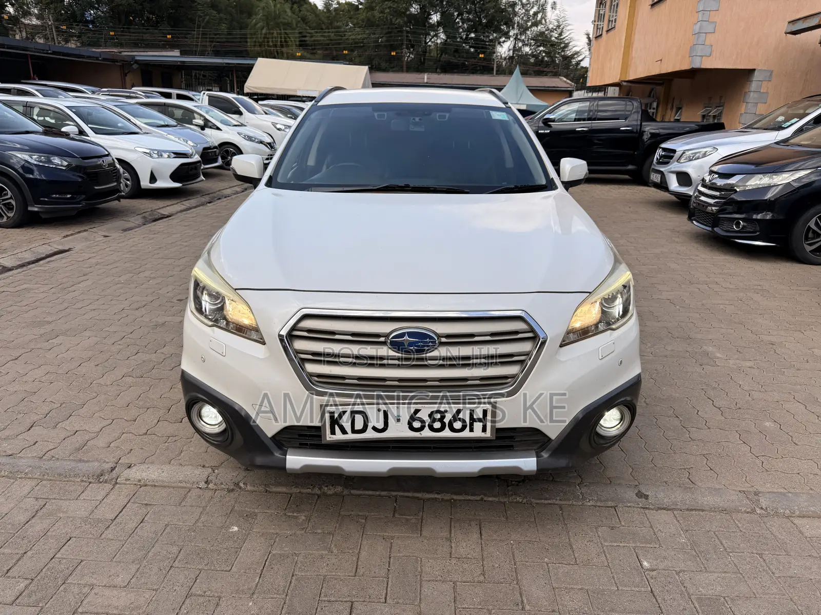 Subaru Outback 2.5i Premium 4dr Wagon AWD (2.5L 4cyl CVT) 2015 White