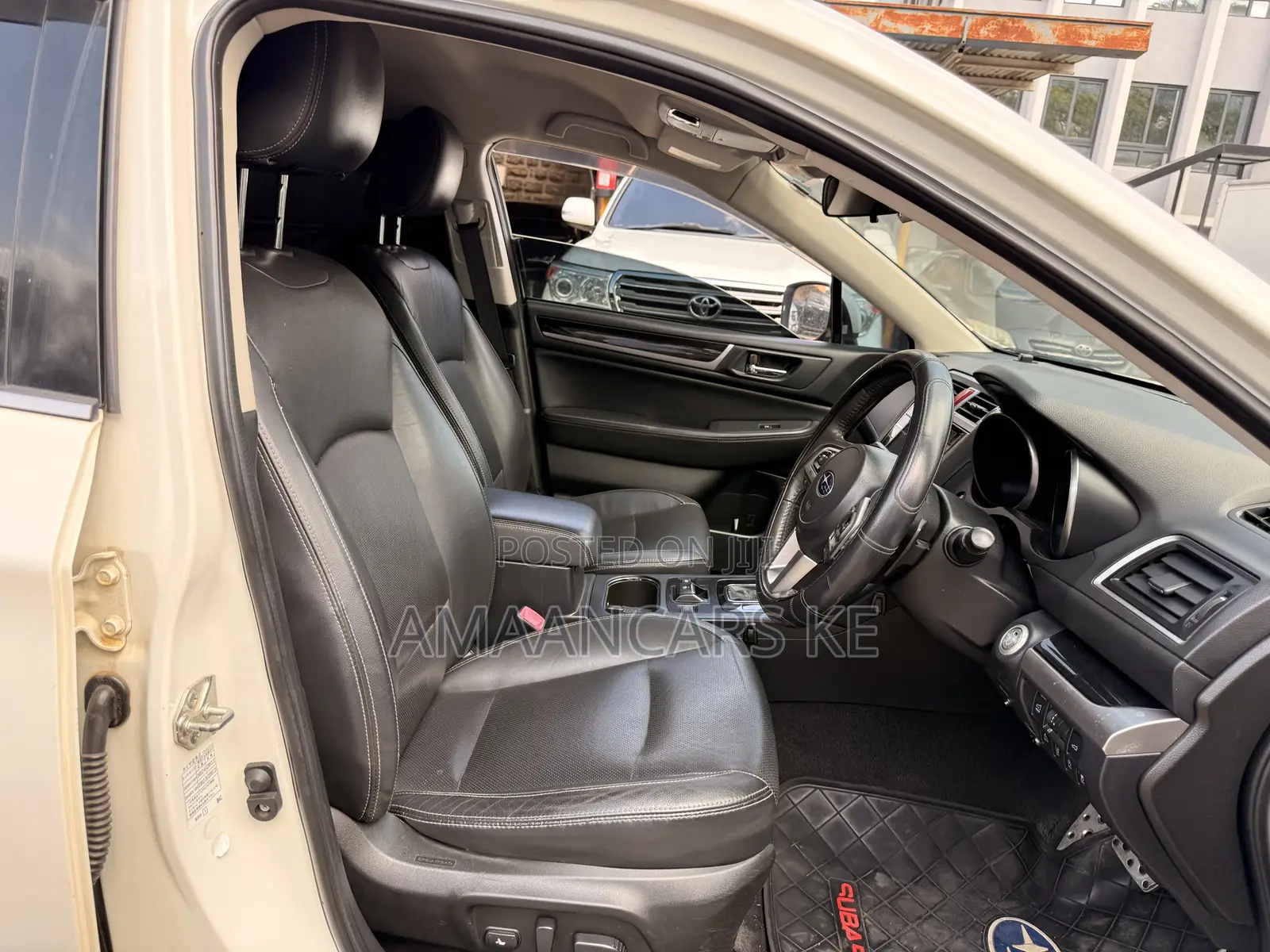 Subaru Outback 2.5i Premium 4dr Wagon AWD (2.5L 4cyl CVT) 2015 White