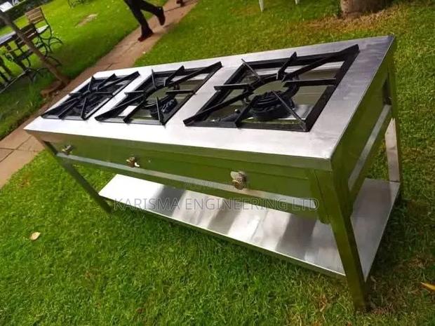 Commercial Gas Cooker With Three Burners