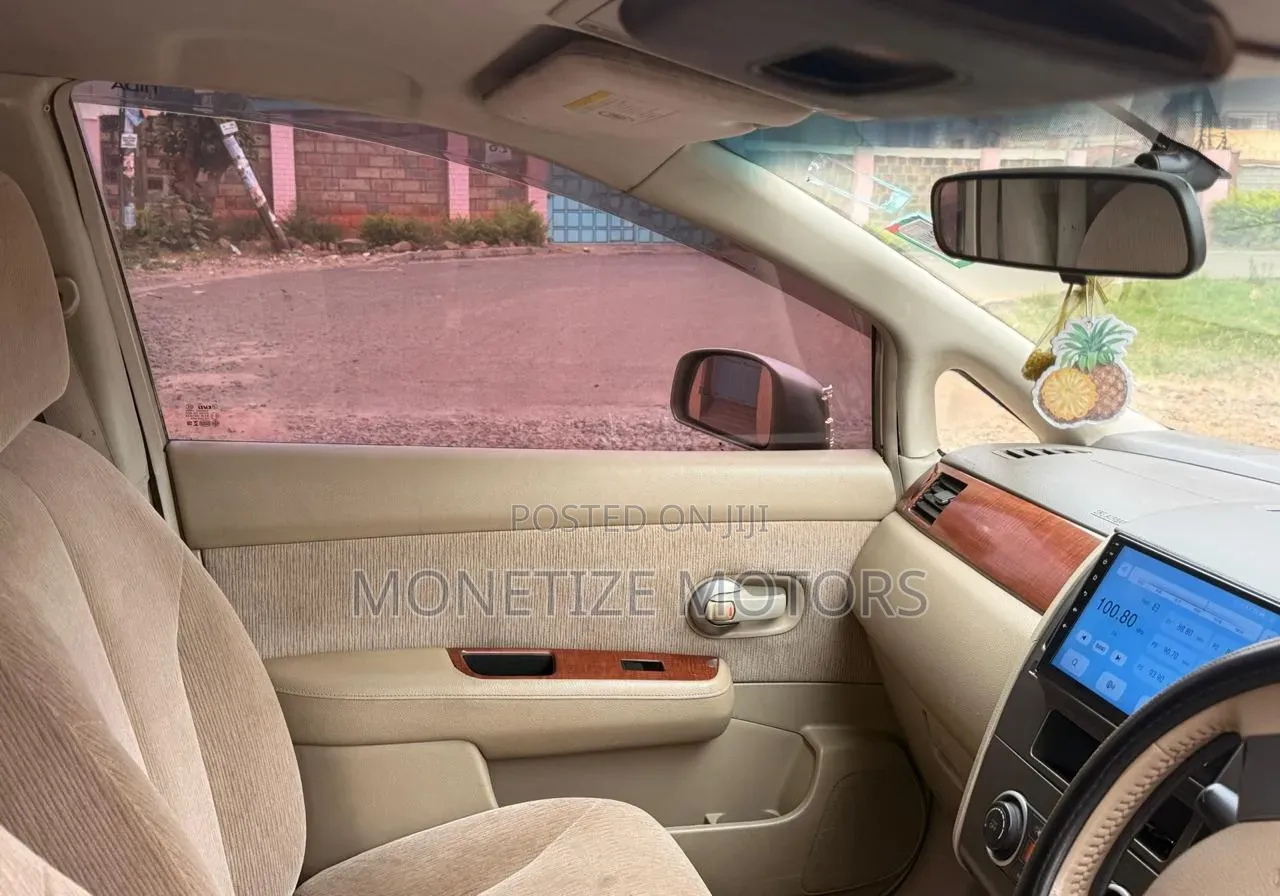 Nissan Tiida 2009 Gold