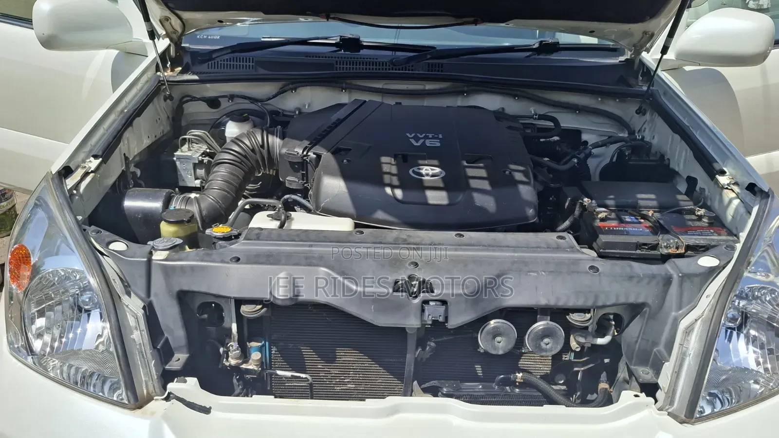Toyota Land Cruiser Prado 2009 White