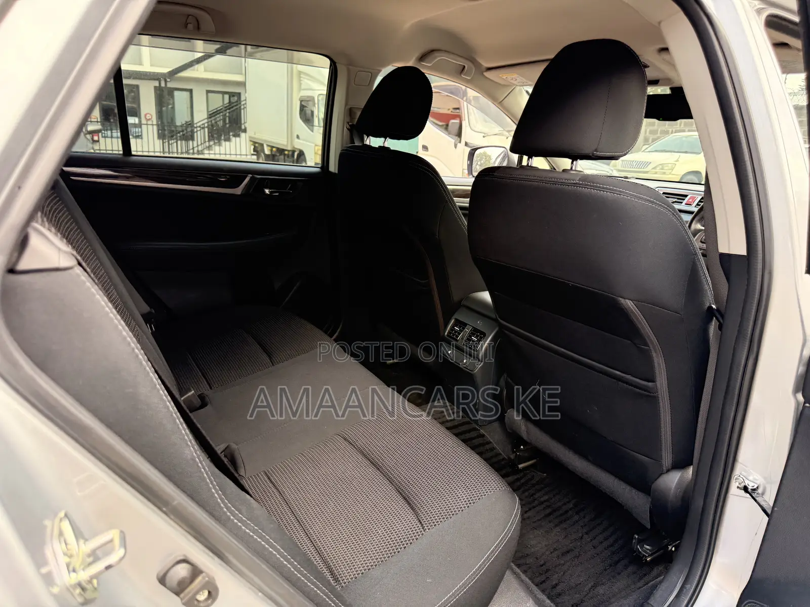 Subaru Outback 2.5i AWD 2017 Silver