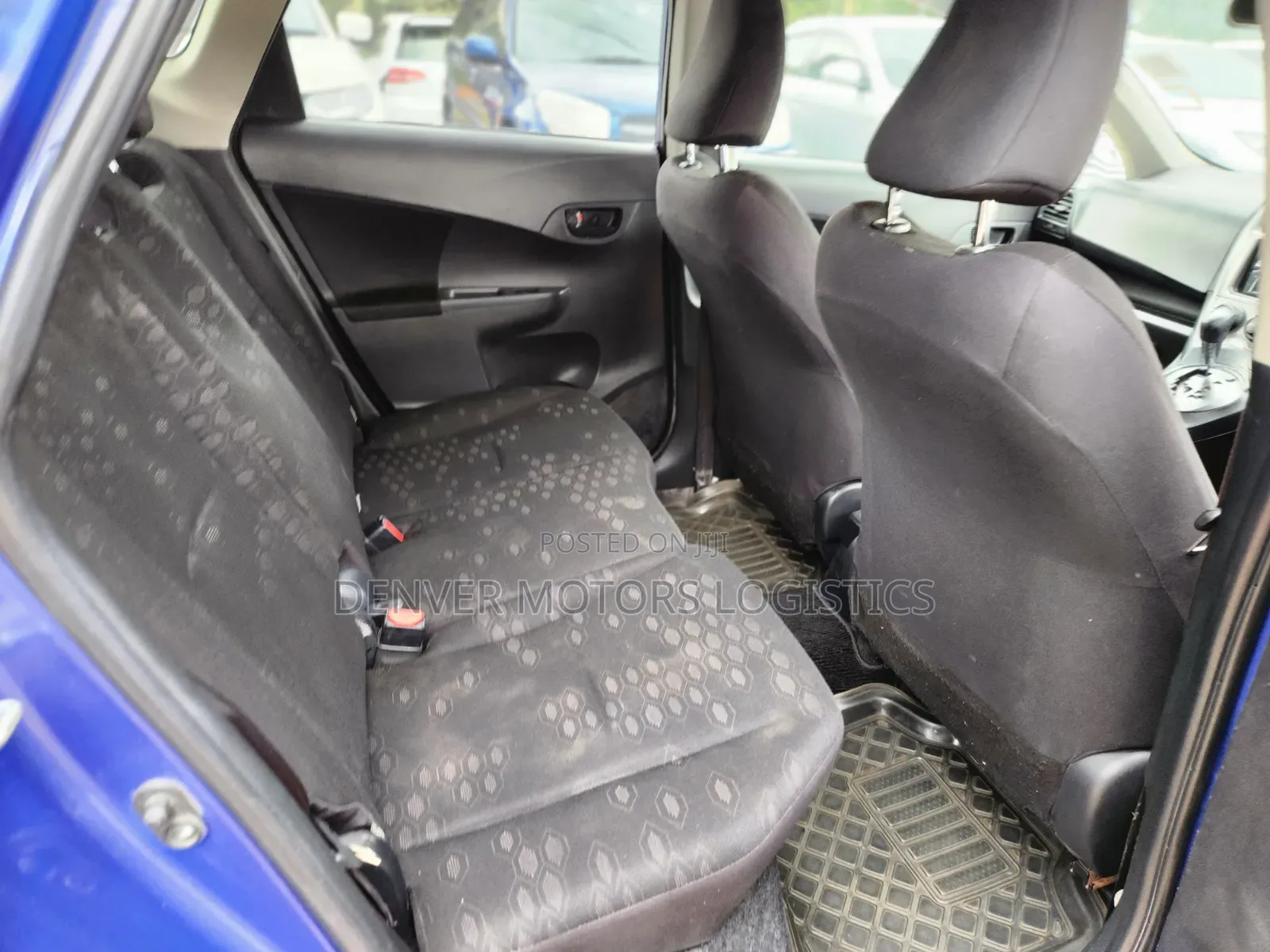 Subaru Trezia 2011 Blue