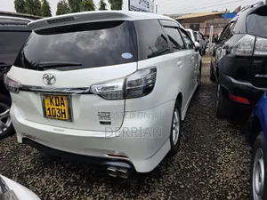 Toyota Wish 2013 White