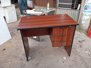 Office Desks With Storage Drawers