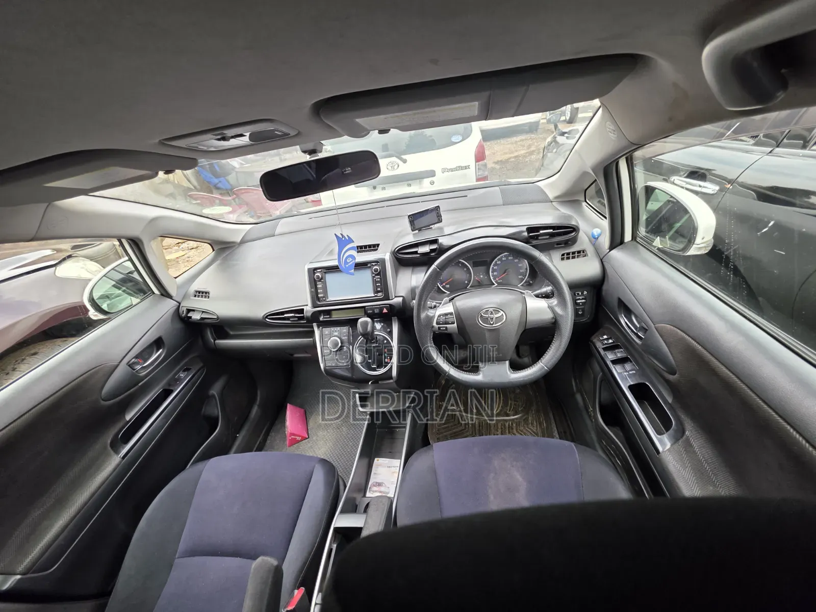 Toyota Wish 2013 White