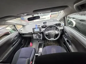 Toyota Wish 2013 White