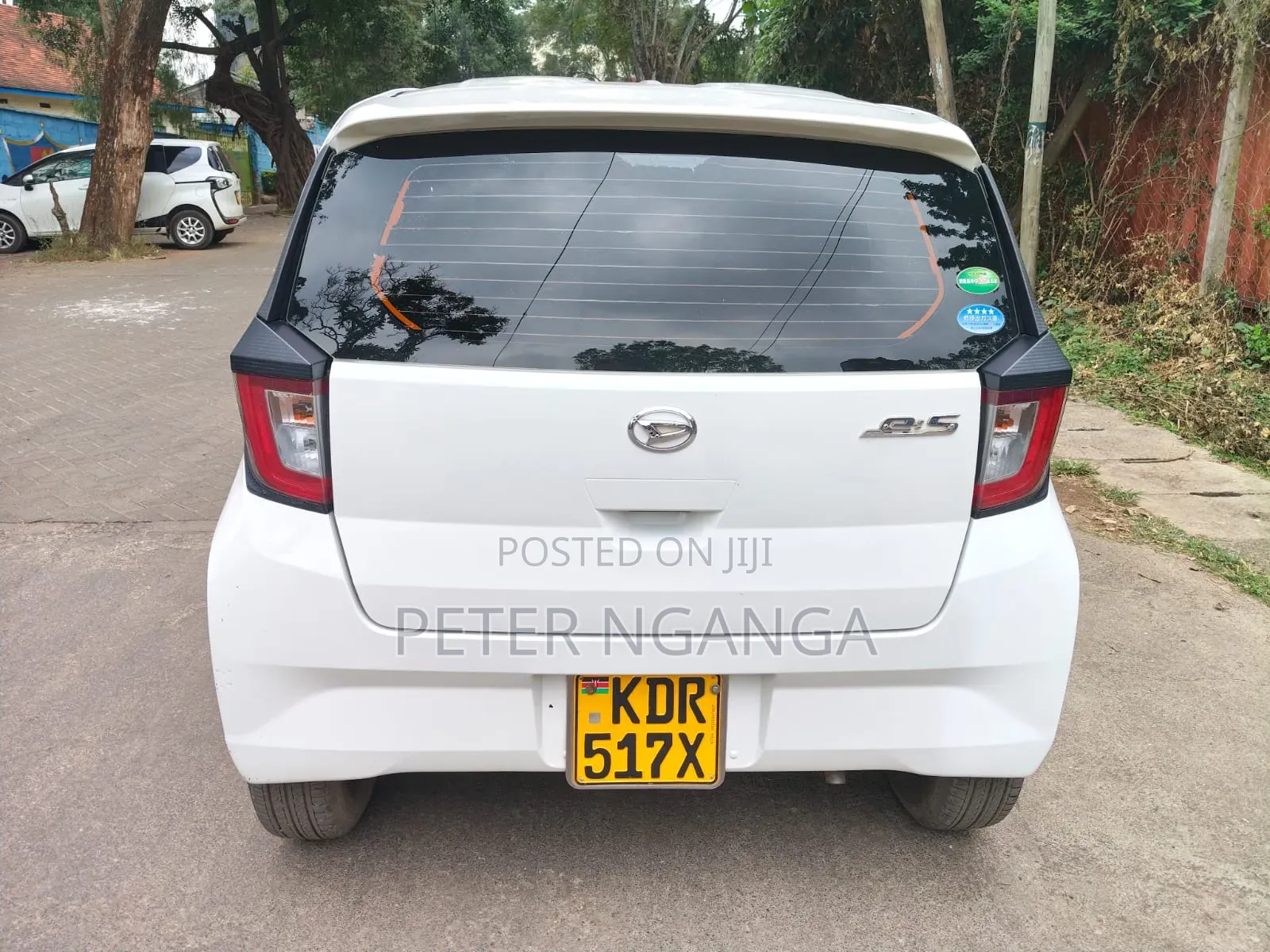 Daihatsu Mira 2017 White