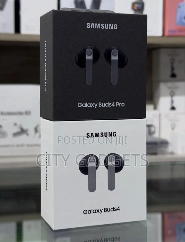 Pre-Owned Samsung Galaxy Buds 4 Pro Black - thumbnail 2