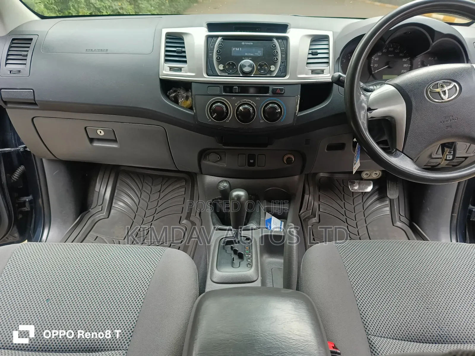 Toyota Hilux 2012 Blue