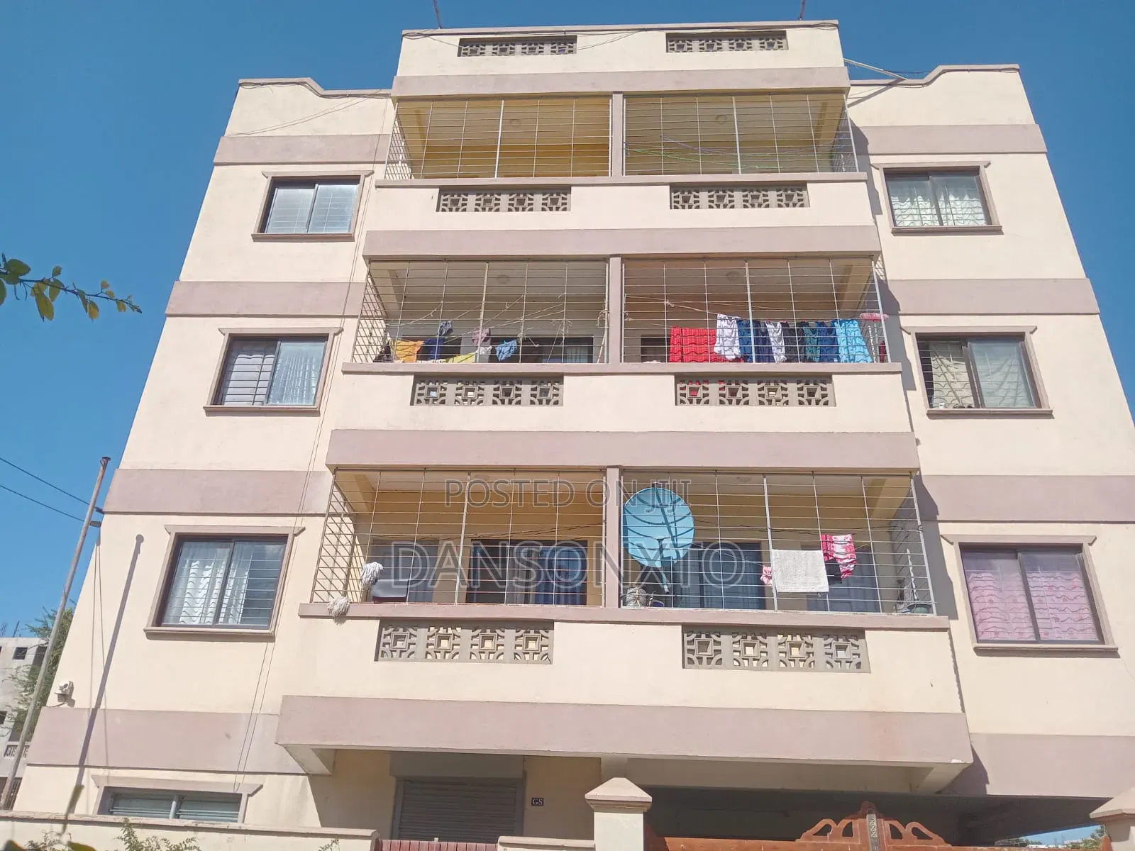 20bdrm Block of Flats in Mtambo for sale