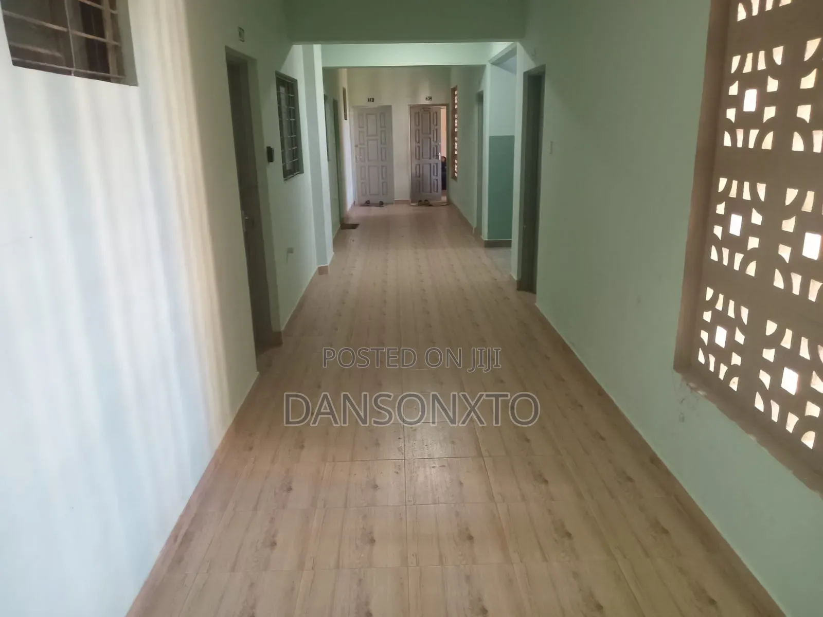 20bdrm Block of Flats in Mtambo for sale