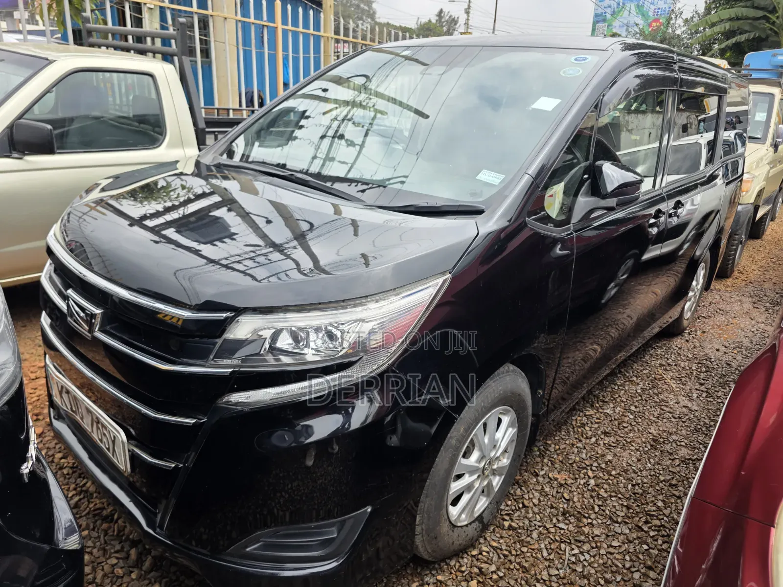 Toyota Noah 2018 Black