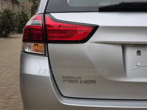 Toyota Corolla Fielder 2019 Silver