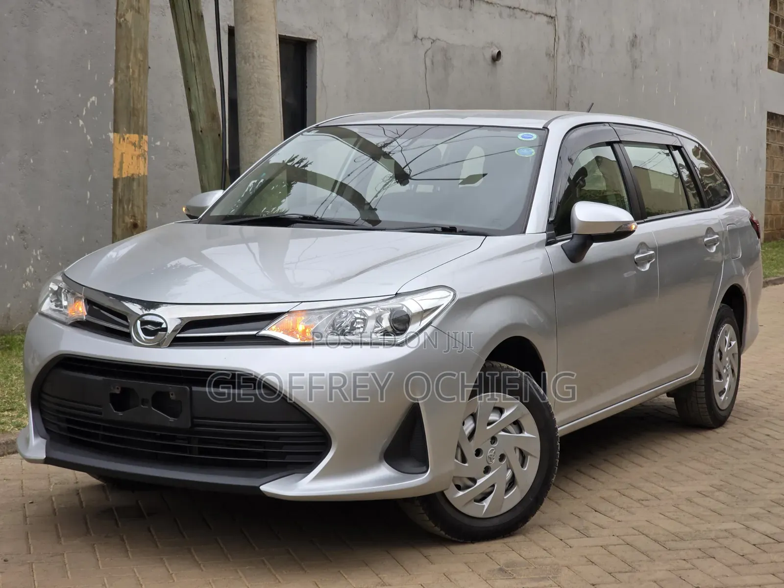 Toyota Corolla Fielder 2019 Silver