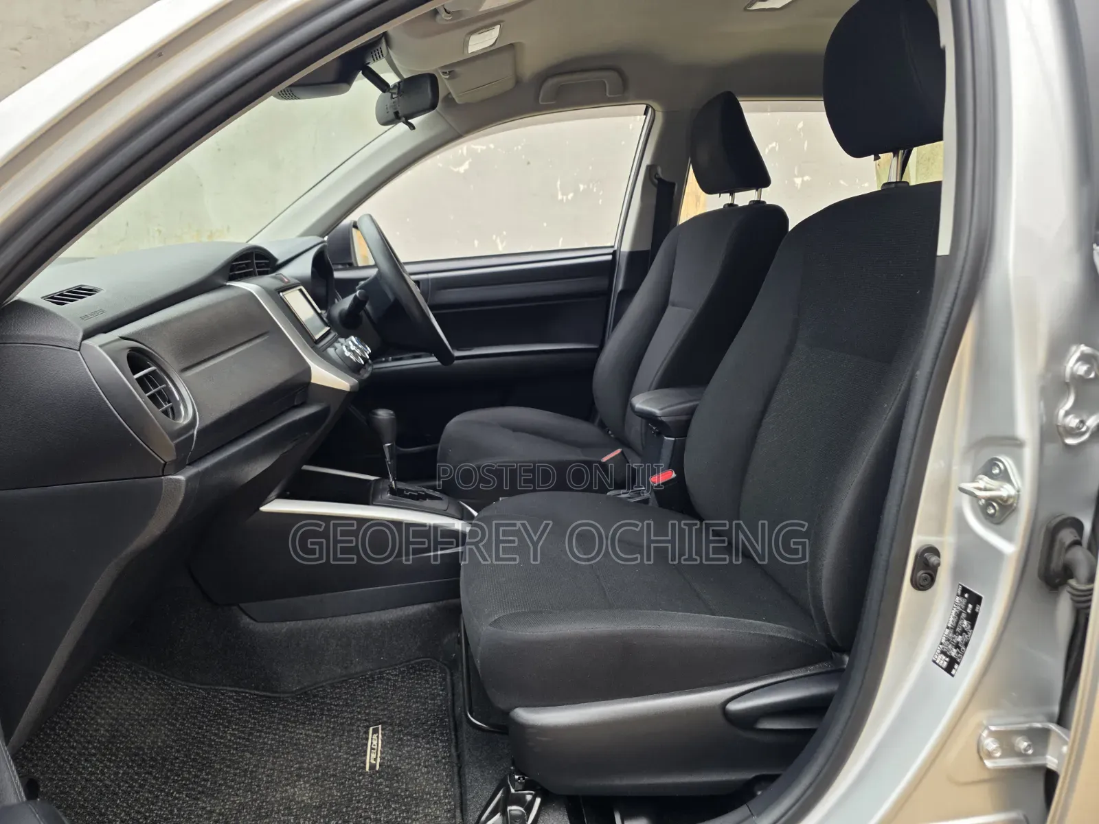 Toyota Corolla Fielder 2019 Silver