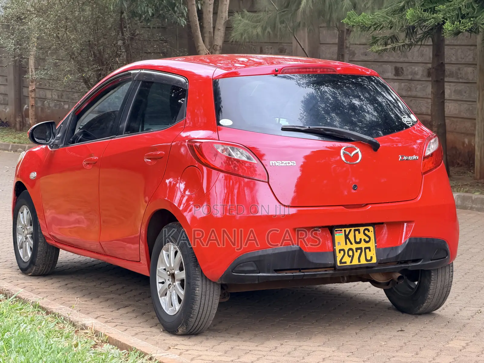 Mazda Demio 2011 Red