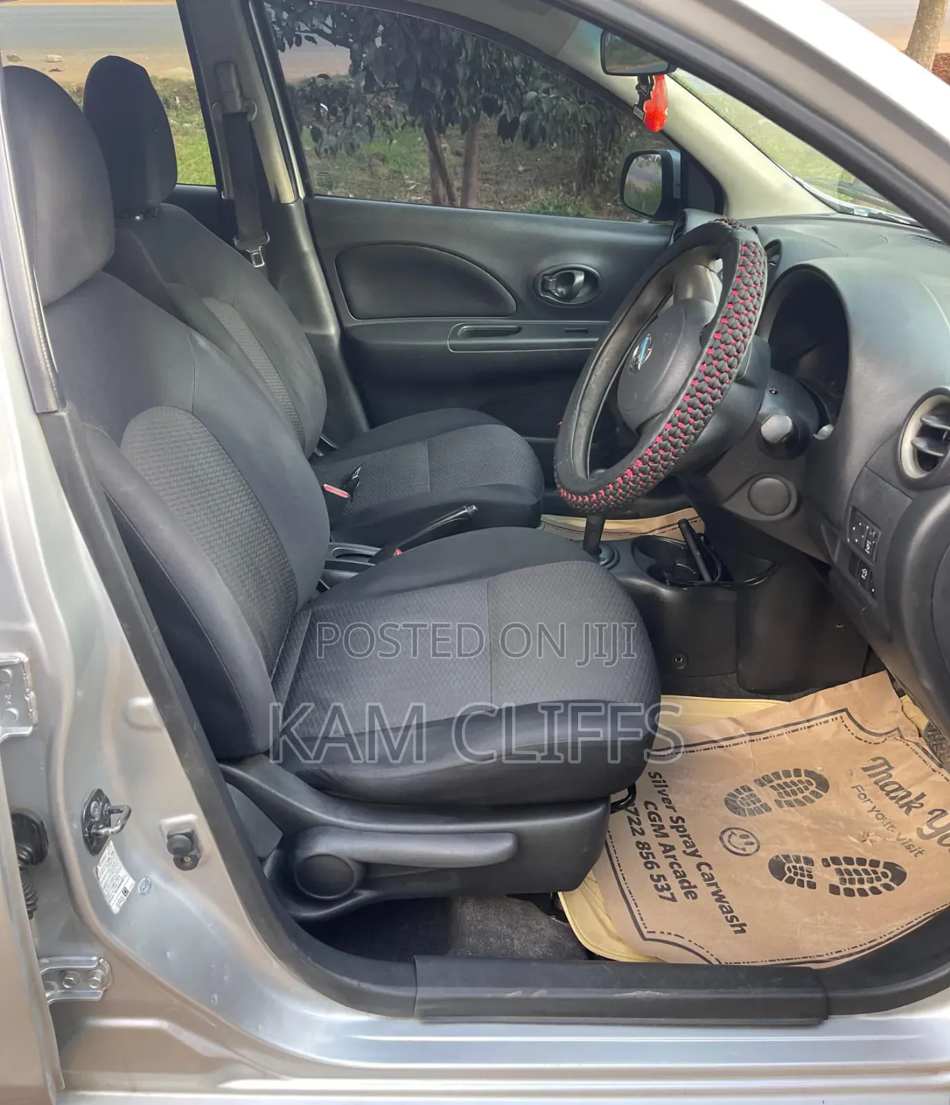 Nissan March 2011 Silver
