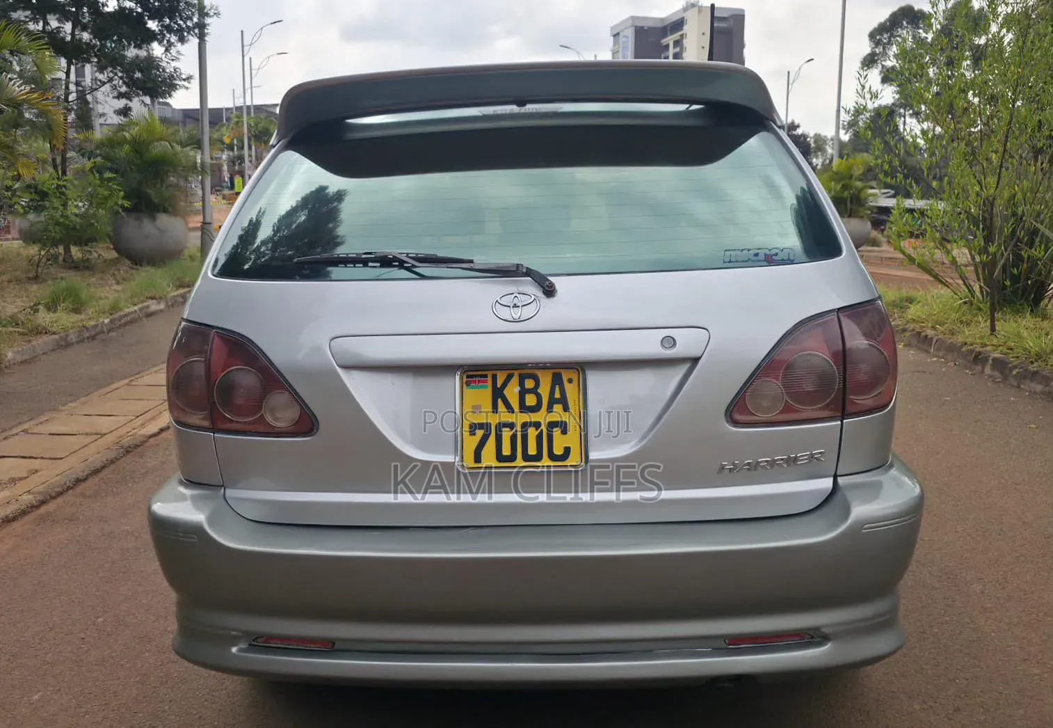 Toyota Harrier 2001 Silver