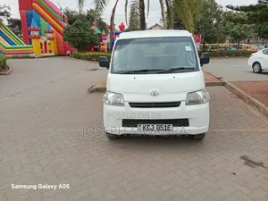 Toyota TownAce 2009 White