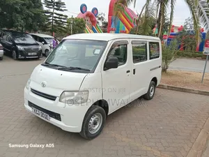 Toyota TownAce 2009 White