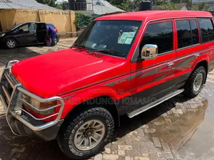 Mitsubishi Pajero Junior 1998 Red