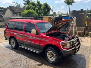 Mitsubishi Pajero Junior 1998 Red