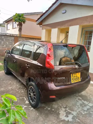 Nissan Note 2010 Maroon